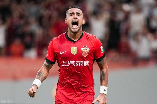 2-2, 45岁邵佳一发威: 率中超第9逼平中超第3, 高迪力挽狂澜救主