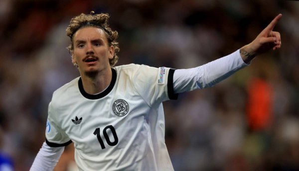 射门者：斯图加特干得漂亮！顶住压力把沃尔特马德卖出了9000万！