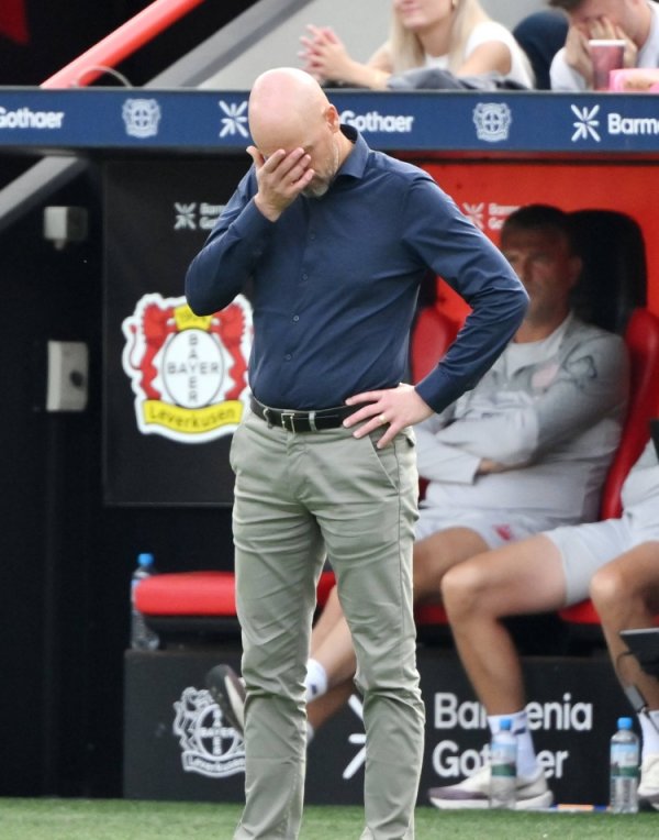 帅位也不稳！射门者：药厂对滕哈赫打上问号，将对其密切观察