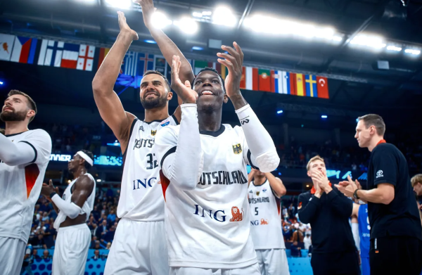 德国与土耳其会师争冠! 施罗德豪言目标: 我们就是为了金牌而来的