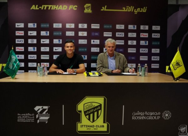 官方: 吉达联合签下西米奇, 据悉转会费2200万欧米兰有20%分成