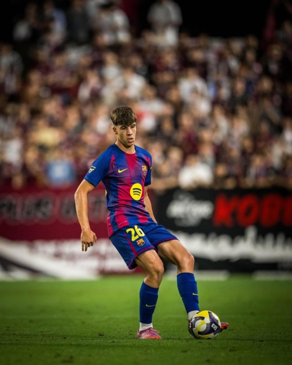 马卡：巴萨复健    练习  仅7名球员参加 小将托伦斯或迎一线队首秀