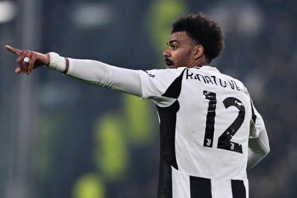 记者：切尔西现阶段无意外租维加&标价3000万欧，尤文计划再尝试