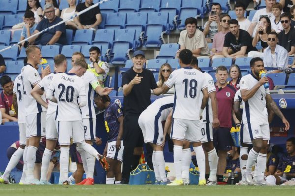 图切尔严厉批评阿森纳的两位英格兰国脚: 这对埃梅里是危险信号吗?