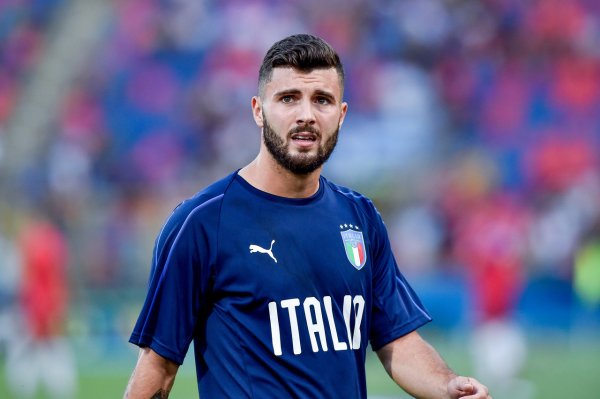 迪马：科莫领队  库特罗内今夏可能离队 塞维利亚希望租借+选择买断