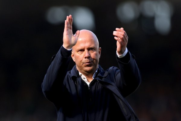 电讯报队记：斯洛特要确保利物浦攻击  提升的同时，防卫  不掉链子