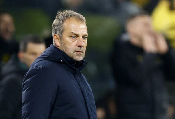 弗里克：在莱万这个年龄没有人能像他这样保持竞技状态  ，也许还有C罗