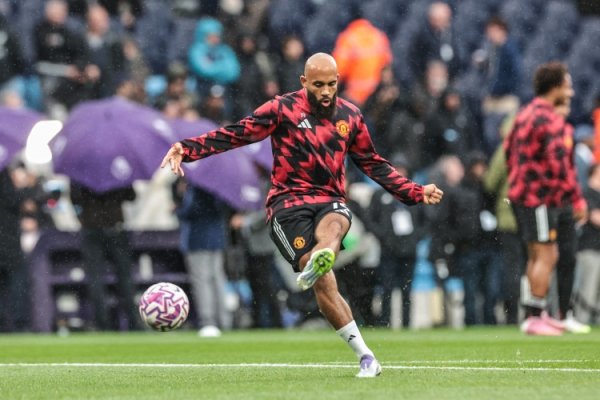 3球1助，姆伯莫本赛季英超直接加入  4球，曼联球员中最多