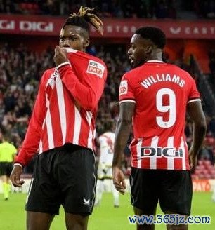 随着皇马4-1, 黄潜艇致胜球  欧联王 西甲最新排名: 巴萨追赶  5分排第二